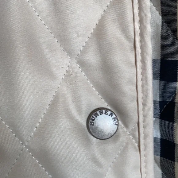 Burberry quilted jacket.Classic plaid and perfect for spring.